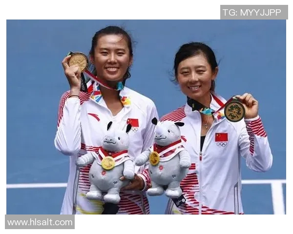 武汉网球队与上海网球队赛后状态分析与复盘探讨