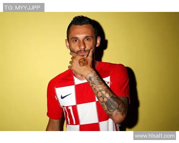 足球明星小腿纹身艺术揭秘展现个性与激情的独特风格