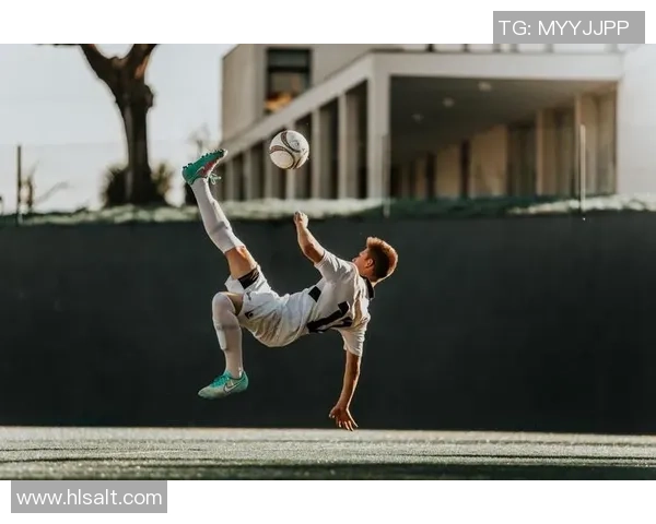 足球明星精彩射门集锦视频尽享足球魅力与技巧的完美结合